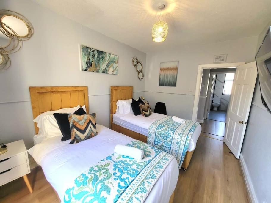 4 Bedrooms Apartment By Sensational Stay Short Lets & Serviced Accommodation Эдинбург Экстерьер фото