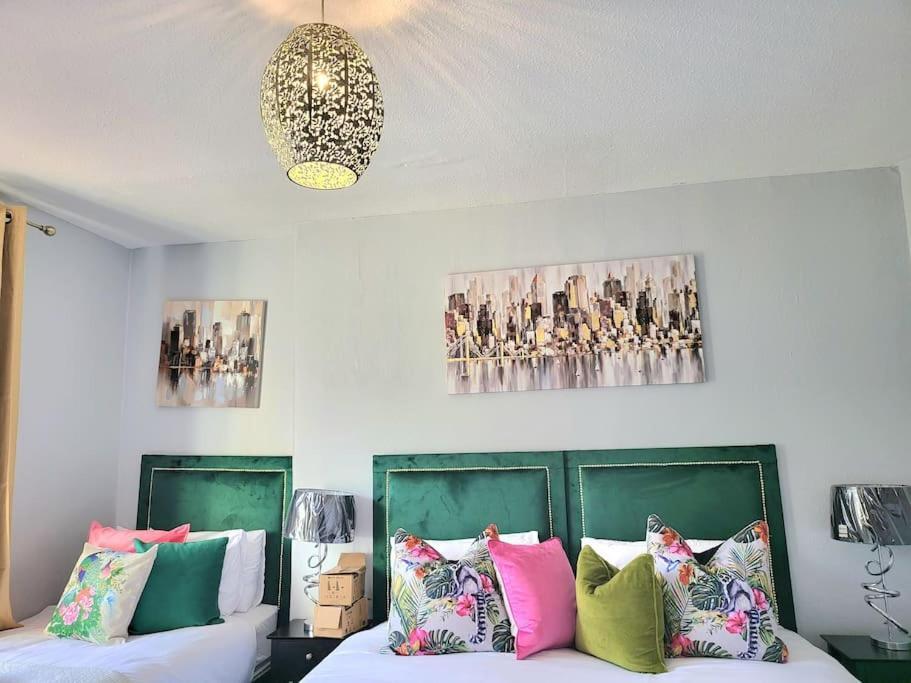 4 Bedrooms Apartment By Sensational Stay Short Lets & Serviced Accommodation Эдинбург Экстерьер фото